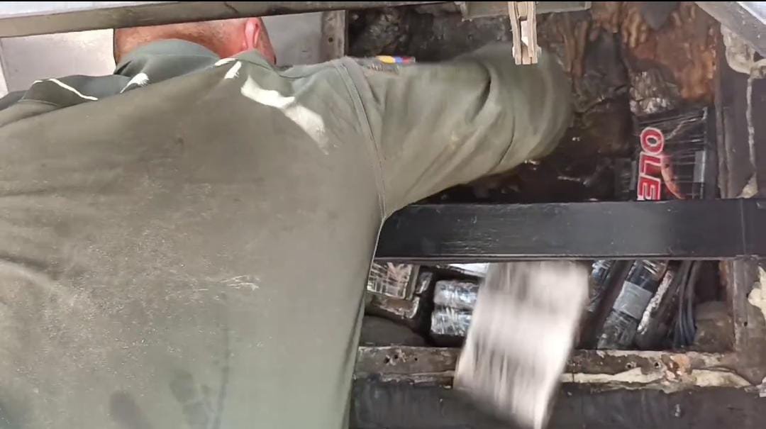 Dos capturados en Súper Star que transportaba 300 kilos de cocaína desde Barranquilla hacia Maicao