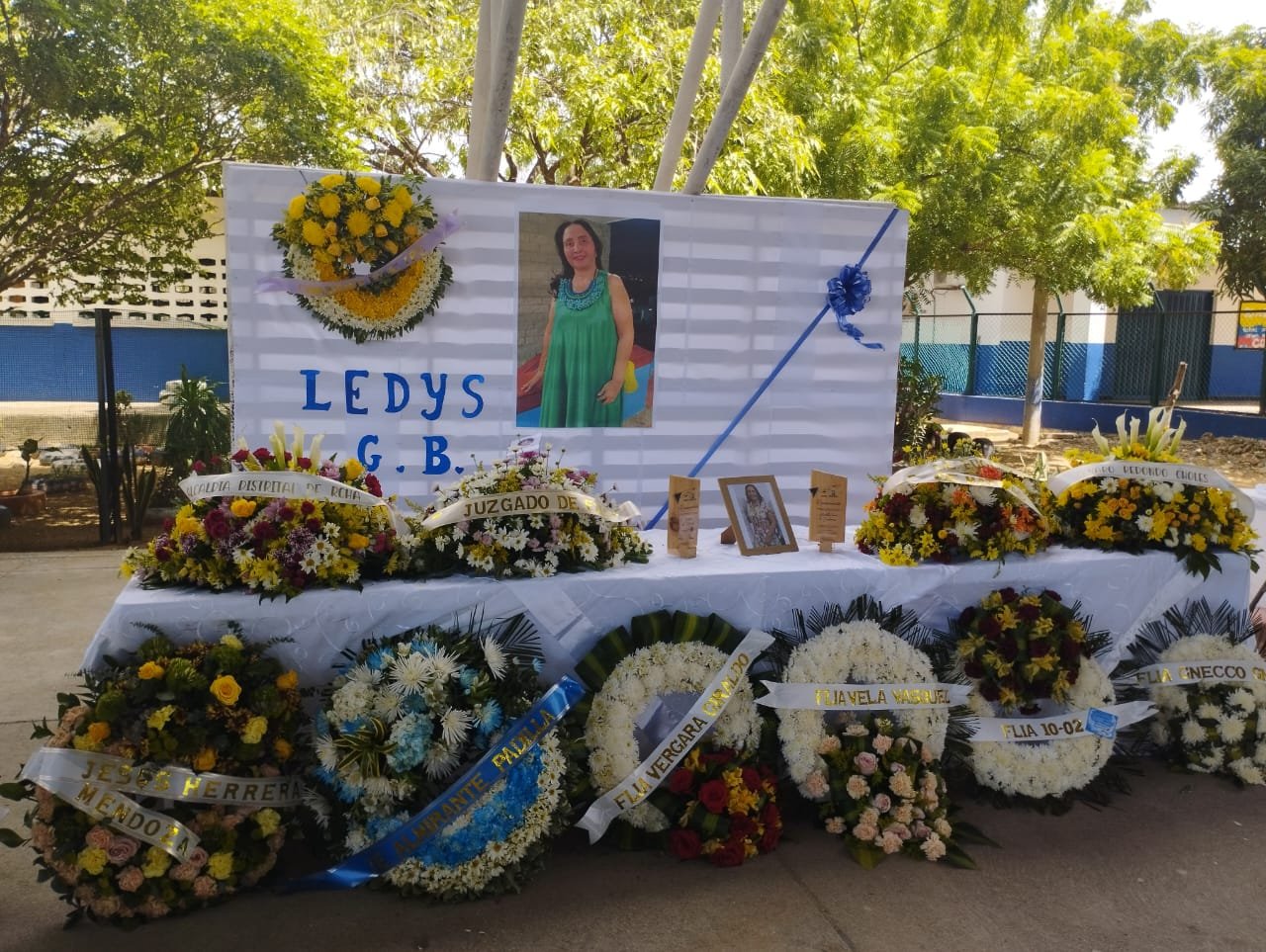 Asodegua lamenta la partida de la docente Ledis Guerra Brito, rectora del IPC en Riohacha