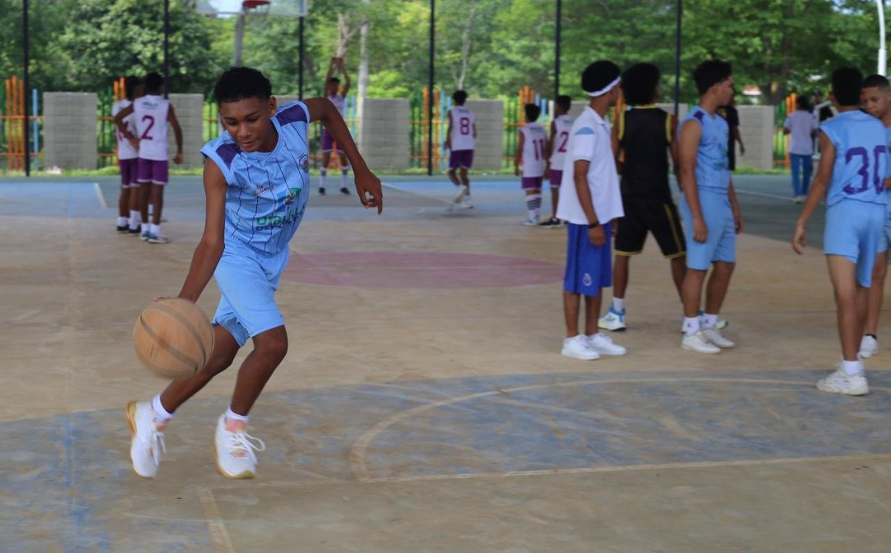 Juegos Intercolegiados en Dibulla promueven deporte y valores en la niñez y juventud