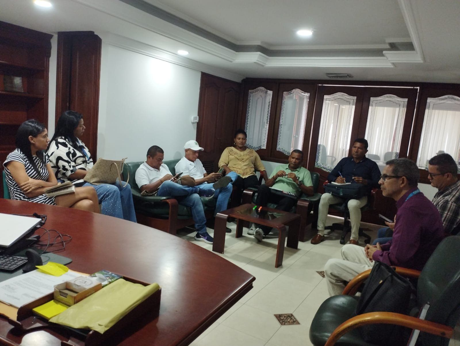 Junta directiva de Asodegua expuso irregularidades en el servicio de salud al magisterio en La Guajira