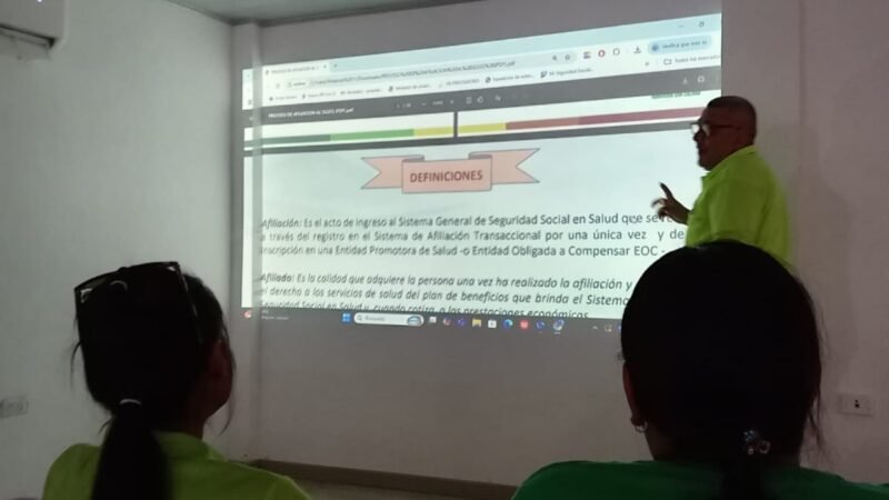 Personal de Palaima IPSI es capacitado en temas de promoción a la afiliación en la sede de Uribia