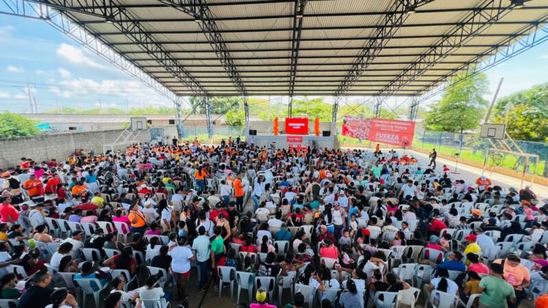 Carlos Caicedo es el político de izquierda con mayor imagen positiva en el país, según encuesta Datexco