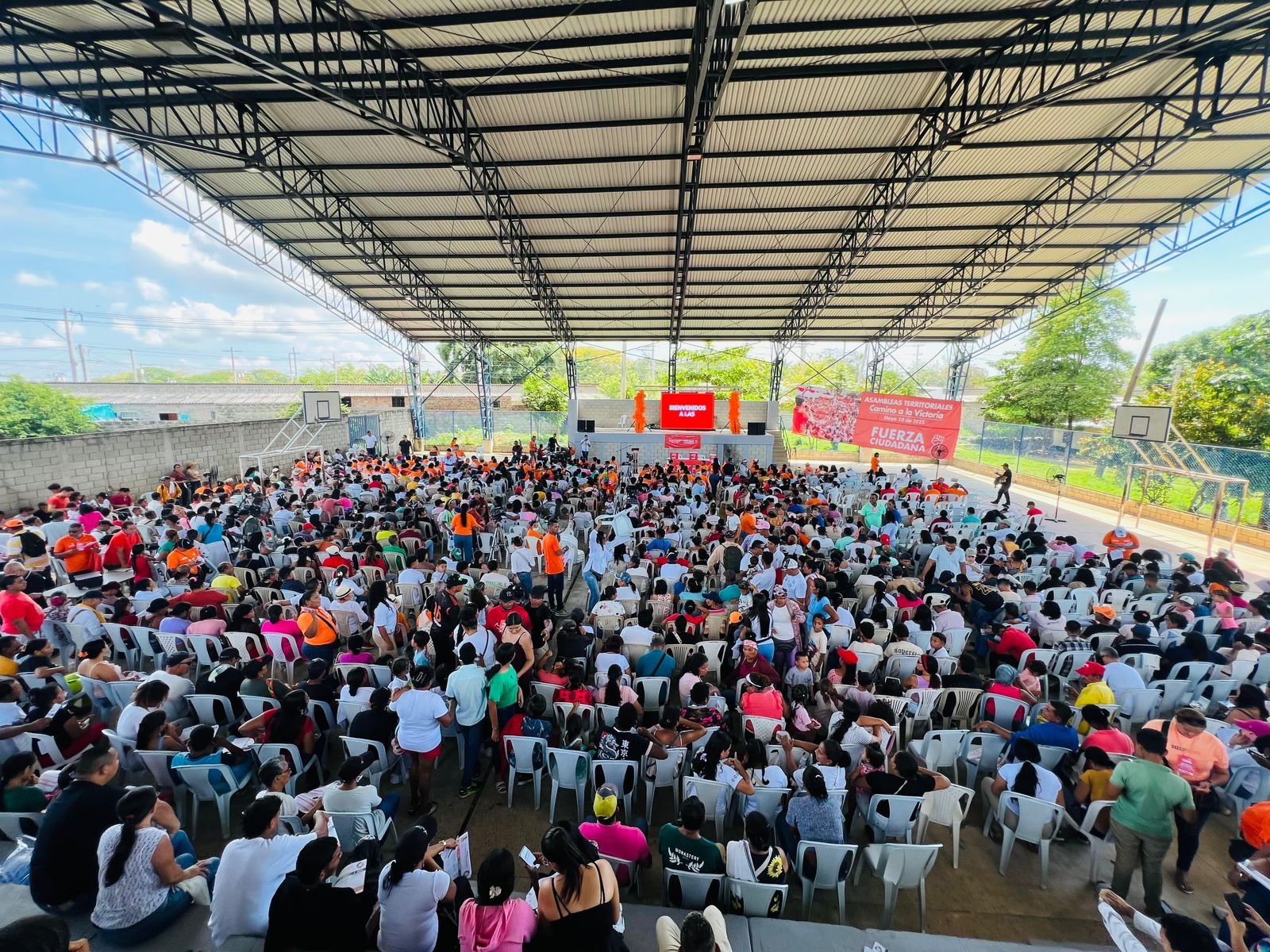 Carlos Caicedo es el político de izquierda con mayor imagen positiva en el país, según encuesta Datexco