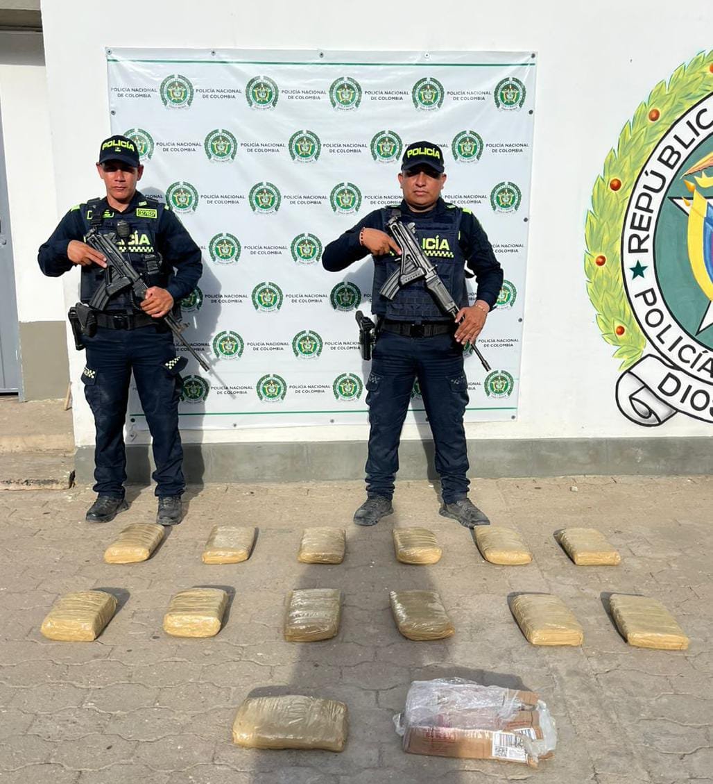 Policía incauta 14 kilos de marihuana en Uribia