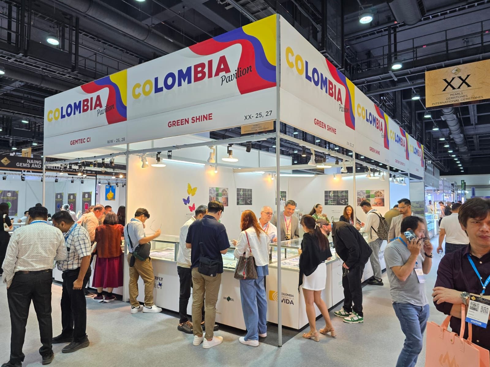 Colombia brilla en Asia: las esmeraldas regresan como protagonistas en una de las ferias más importantes del mundo