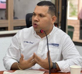 Por altas tarifas en la factura, citan a debate de control político al gerente de Triple A en Barranquilla