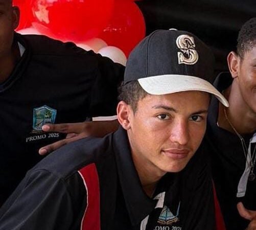 Estudiantes de la I.E. Sierra Nevada sufrieron accidente cuando regresaban de clases, una varilla perforó su boca