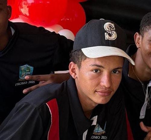 Estudiantes de la I.E. Sierra Nevada sufrieron accidente cuando regresaban de clases, una varilla perforó su boca