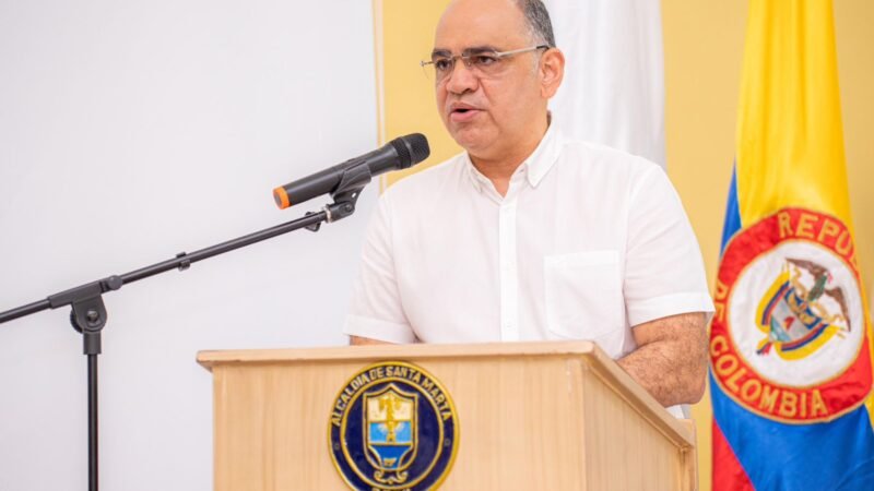 Gobierno de Carlos Pinedo fortalece el liderazgo juvenil en Santa Marta