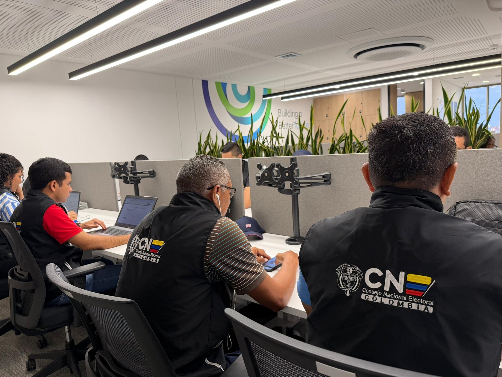 El CNE fortalece la transparencia electoral en La Guajira