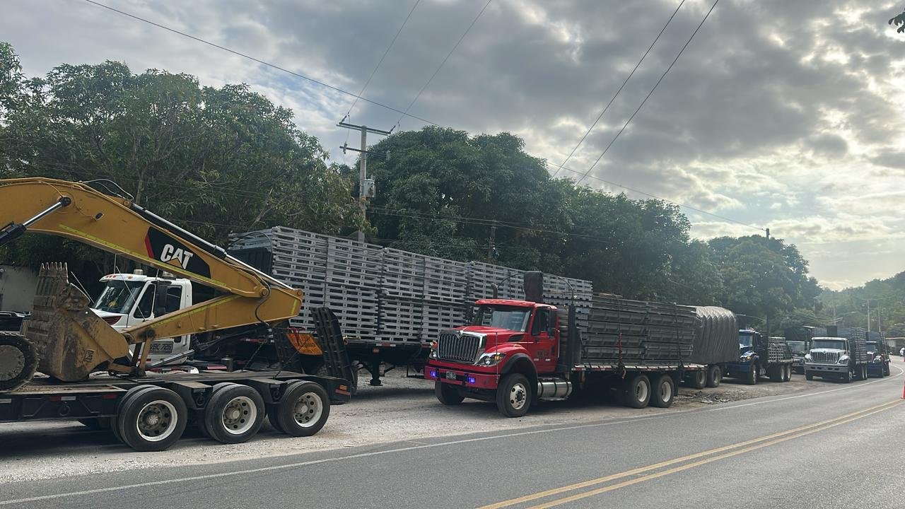 Llegó puente militar para su instalación sobre el río Mendihuaca, habilitando el paso entre los departamentos del Magdalena y La Guajira