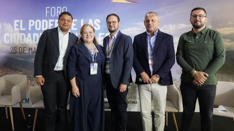 En Medellín, alcalde Genaro Redondo consolida alianzas claves para el desarrollo de Riohacha