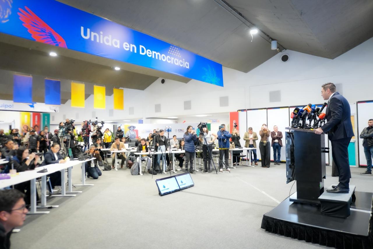 El Consejo Nacional Electoral instala la Comisión de Escrutinio Nacional correspondiente a las elecciones de segunda vuelta presidencial